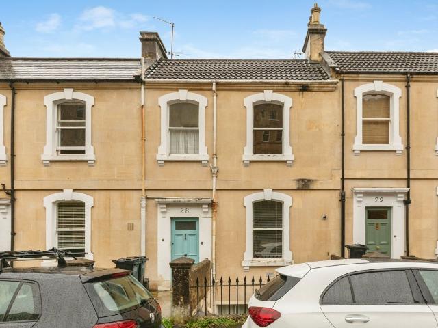 Belgrave Crescent, Bath BA1, 2 bed flat to rent, £1,600 pcm | PrimeLocation