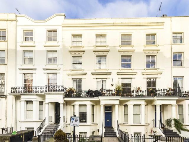 Belgrave Gardens, St John's Wood NW8, 2 bed flat to rent, £2,600 pcm | PrimeLocation