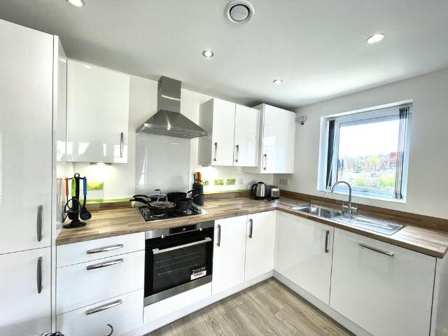 Belgrave Middleway, BIRMINGHAM, B5 2 bed apartment to rent £1,300 pcm £300 pw