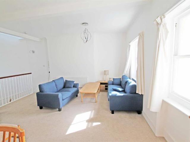 Belgrave Place, Brighton BN2, 2 bed maisonette to rent, £1,750 pcm | PrimeLocation