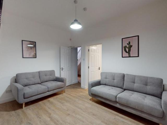 Belgrave Road, Liverpool L17 5 bed house to rent £1,863 pcm £430 pw