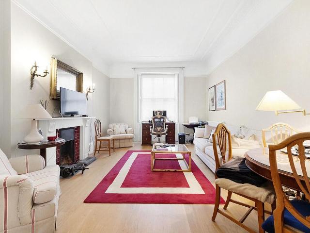 Belgrave Road, Pimlico, London, SW1V 1 bed flat to rent £2,900 pcm £669 pw
