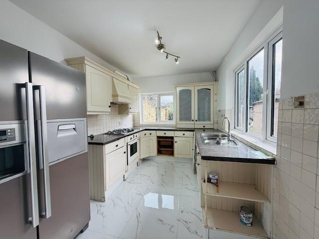 Belgrave Road, Slough SL1, 4 bed property to rent, £2,375 pcm | PrimeLocation