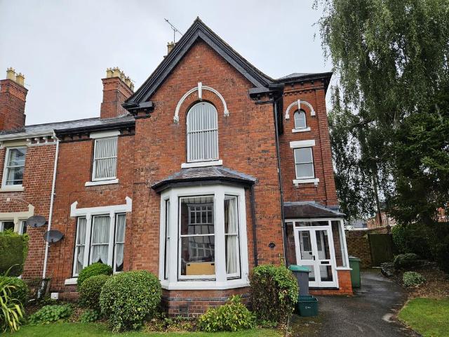 Belgrave Road, Wrexham LL13 2 bed flat to rent £795 pcm £183 pw