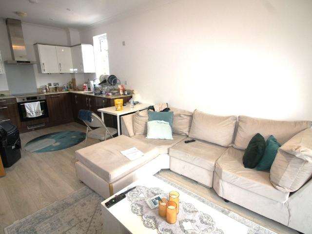 Belgravia Apartments, 1 Mackintosh Street, Bromley BR2, 2 bed flat to rent, £1,780 pcm | PrimeLocation