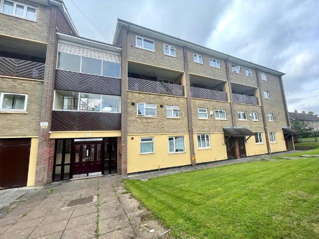 Belgravia, Birmingham, B37 3 bed maisonette to rent £1,050 pcm £242 pw
