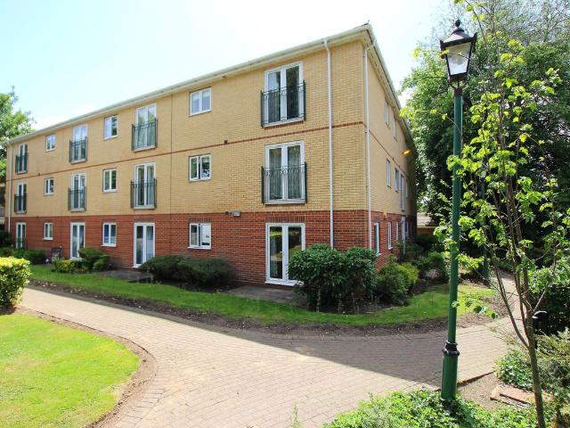 Belgravia House, Thorpe Road, Peterborough PE3, 2 bed flat to rent, £1,100 pcm | PrimeLocation