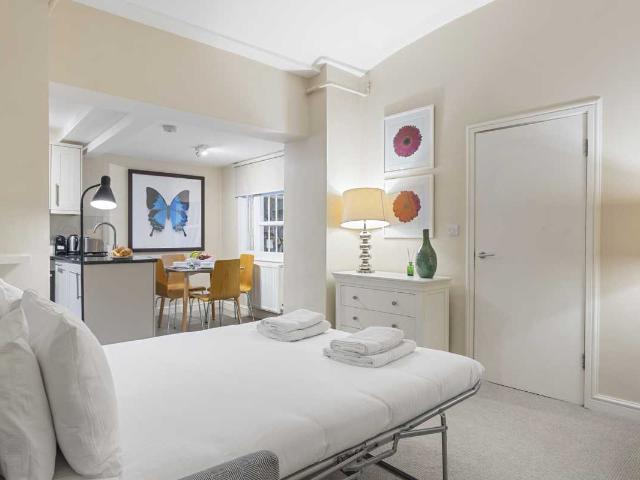 Belgravia Studio Apt ideal for 1 or 2 guests