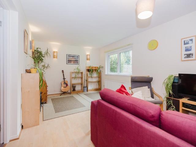 Belhaven Place, Edinburgh EH10, 1 bed flat to rent, £1,150 pcm | PrimeLocation