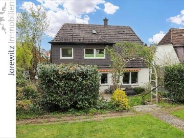 Beliebte Hanglage in Bielefeld Gadderbaum: Einfamilienhaus mit großem Gartengrundstück