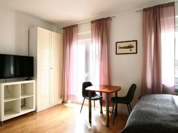 Beliebte Lage Balkonwohnung im Belgischen Viertel