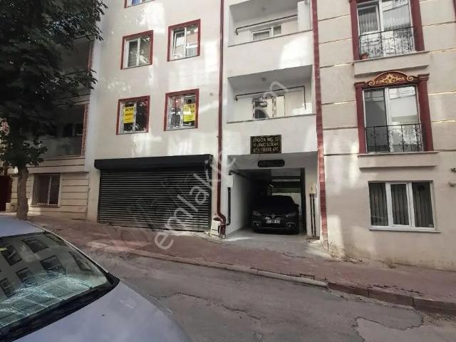 Belinay Emlaktan Merkeze Yakın Yeni 2+0 Daire