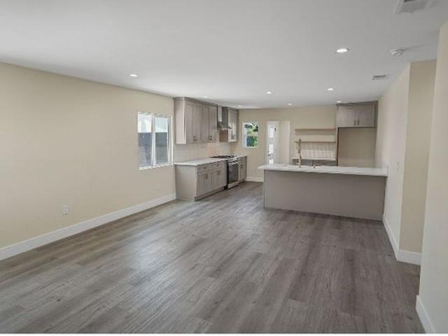 Belinda Wilson Has a Condo