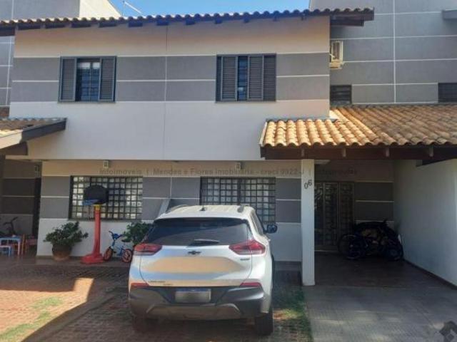 Belíssimo sobrado porteira fechada