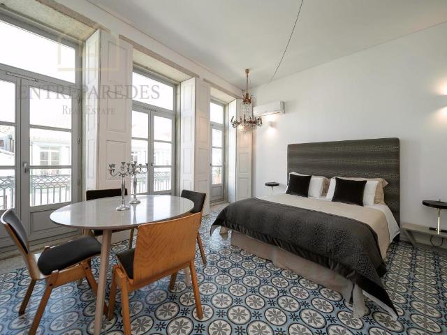 Belíssimo prédio totalmente mobilado e equipado, novo, com 7. 503m² Bonfim