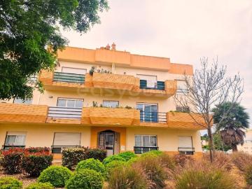Belissimo T1 com 125m2, sito em Algoz