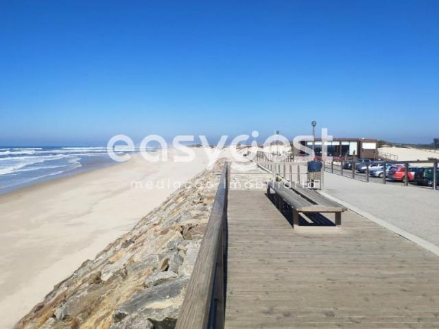 Belíssimos terrenos para moradias isoladas na Praia da Vagueira!