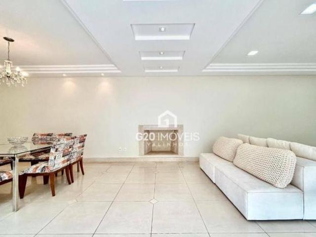 Belíssima casa com 4 dormitórios à venda, 400 m² por R$ 4.980.000 Loteamento Residencial Quinta da
