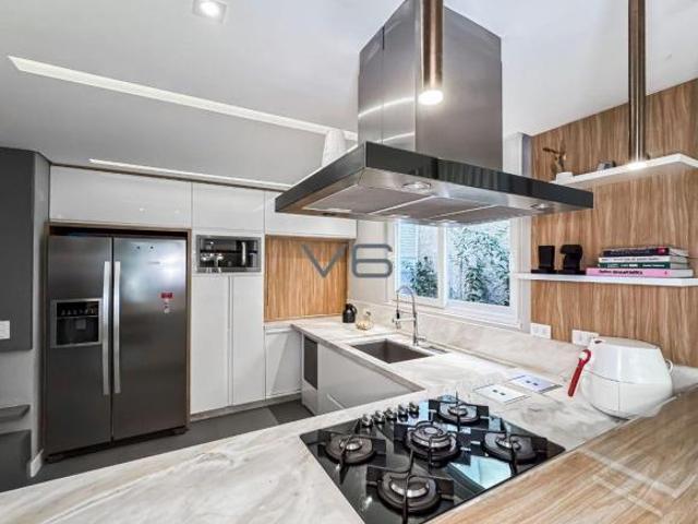 BELISSIMA CASA DE CONDOMINIO, 263 MTS, 3 QUARTOS, 2 VAGAS R$ 2.800.000,00