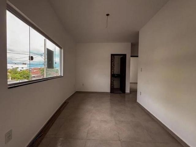 BELÍSSIMA CASA GEMINADA INDIVIDUAL Á VENDA | REGIÃO DA ABÍLIO MACHADO | 3 QUARTOS