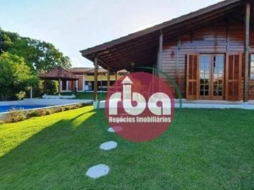 Belíssima chácara em Araçoiaba da Serra