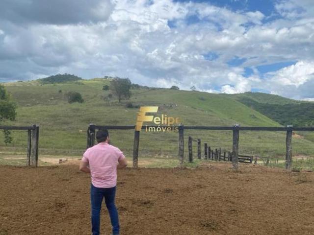 BELÍSSIMA FAZENDA DE 58 ALQUEIRES, À VENDA EM NOVA MÓDICA/MG, ACEITA PERMUTA!
