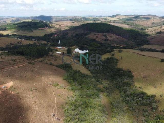 Belíssima fazenda de 73 ha por 2 500 000,00 em São Tiago MG 1