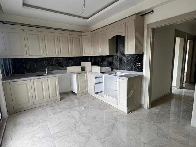 BELKIZ'DA TRAFİK PARK CİVARI YERDEN ISITMA SIFIR 2+1