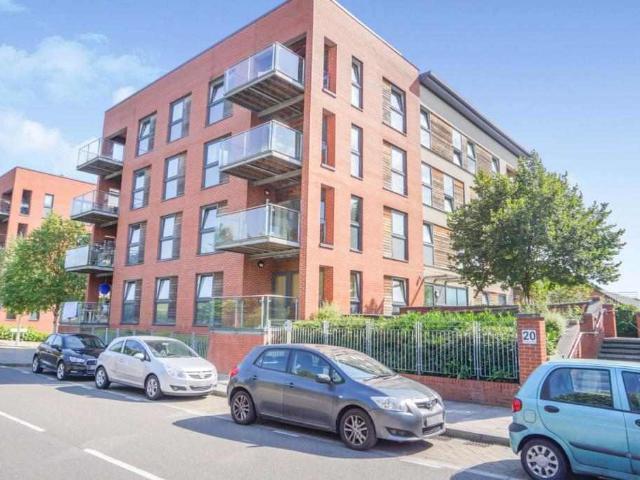 Bell Barn Road, Edgbaston £1,250pm