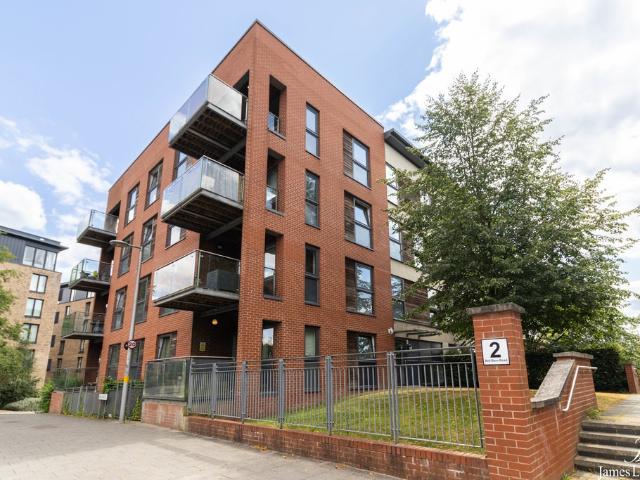 Bell Barn Road, Birmingham, B15