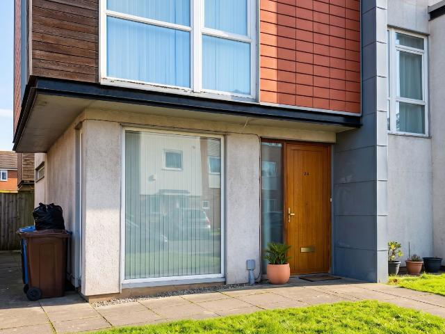 Bell Crescent, Manchester M11, 3 bed terraced house to rent, £1,900 pcm | PrimeLocation
