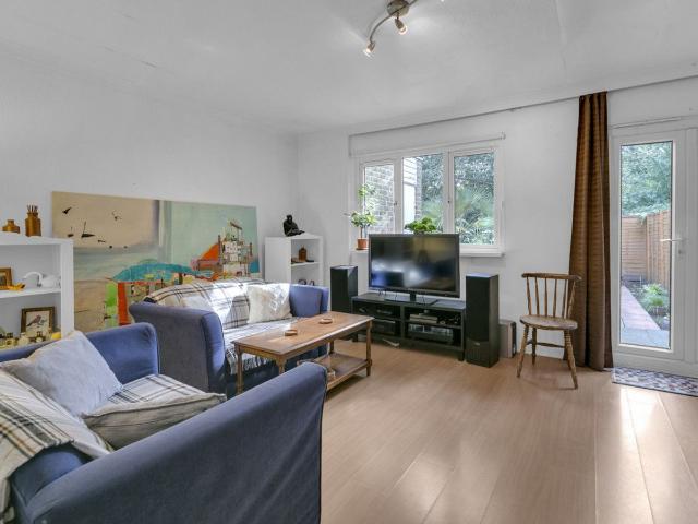 Bell Drive, London SW18, 3 bed terraced house to rent, £2,600 pcm | PrimeLocation