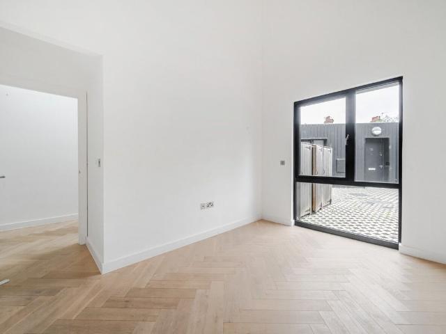 Bell Foundry Close, Croydon, London CR0, 1 bed bungalow to rent, £1,550 pcm | PrimeLocation