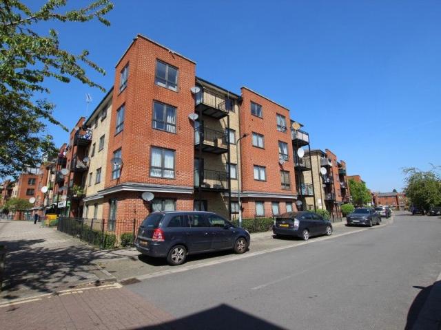 Bell House, Hirst Crescent, Wembley HA9, 2 bed flat to rent, £1,850 pcm | PrimeLocation