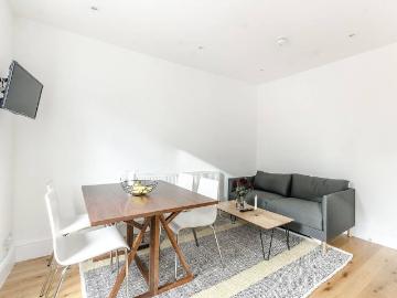 Bell Street, Marylebone, London NW1, 2 bed flat to rent, £2,600 pcm | PrimeLocation