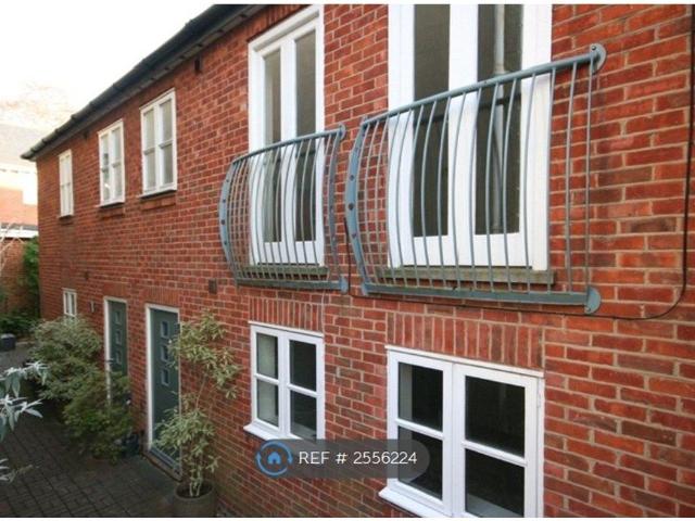 Bell Street Mews, Romsey SO51, 1 bed terraced house to rent, £925 pcm | PrimeLocation