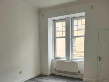 Bell Street, Renfrew, PA4 8PP, United Kingdom | 1 bed apartment for rent #167786705 | Rentberry