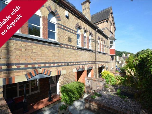 Bell Tower, 1B Wesley Road. 2 bed end of terrace house to rent £800 pcm £185 pw