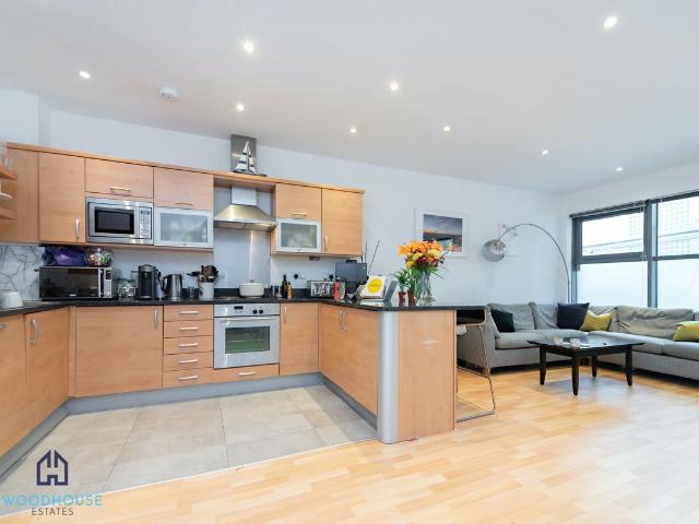 Bell Yard Mews, London SE1, 2 bed maisonette to rent, £2,850 pcm | PrimeLocation