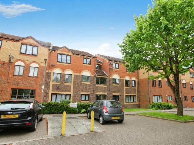 Bellcroft, Birmingham B16, 2 bed flat to rent, £1,050 pcm | PrimeLocation