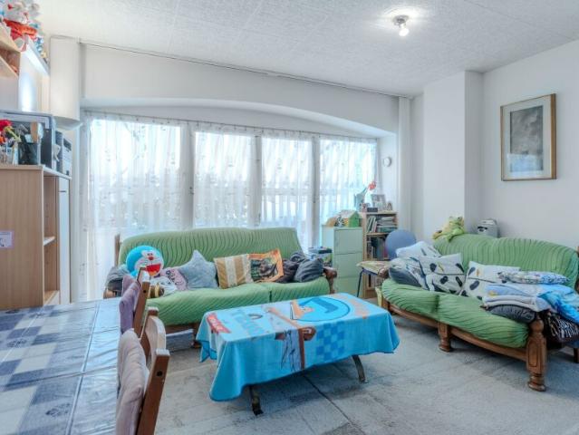 BELLA VILLETTA DI 3.5 LOCALI CON AMPIO GIARDINO A CADENAZZO