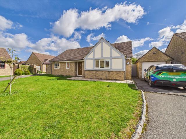 Bella Vista, Woodmancote, Cheltenham, GL52, 3 bedroom, Bungalow