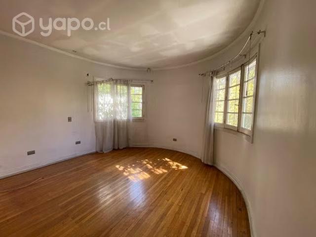 Bella Casa Barrio Providecia | 4 dormitorios por 18800.00 en Providencia