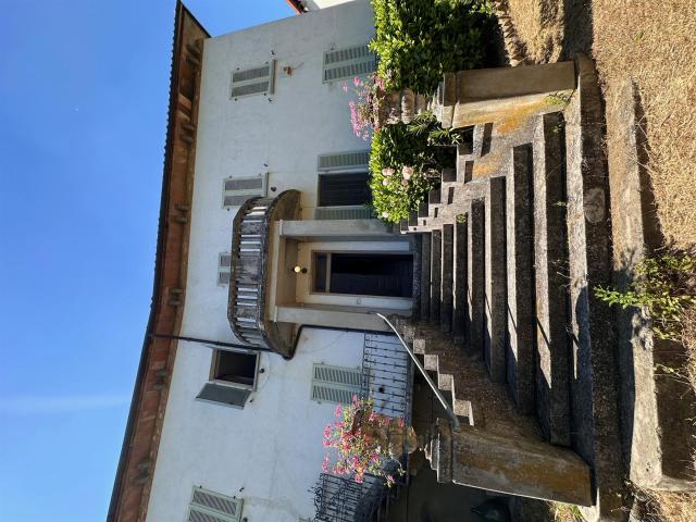Bella casa di paese con giardino privato e terrazza panorami. 240m² Maranzana