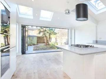 Bellamy Street, London, SW12 8BS, United Kingdom | 3 bed house for rent #167774979 | Rentberry