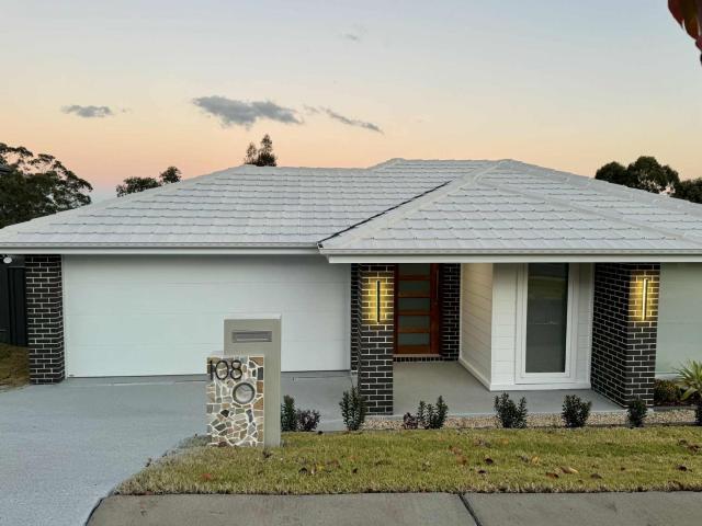 Bellbird, 108 Pillar Street
