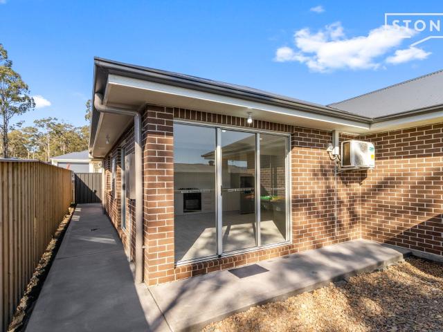 Bellbird, 2/61 Pillar Street