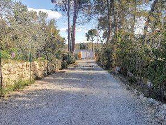 BELLE VILLA 2022 118 m2. T4, 3 grandes chambres, 2 Sb, DPE A, Climatisée à Ventabren. 10km d'Aix en Provence