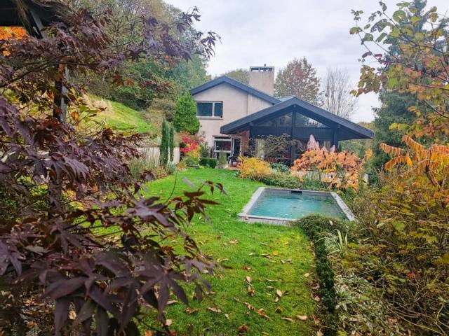 Belle Villa avec vue imprenable sur les hauteurs du Creusot