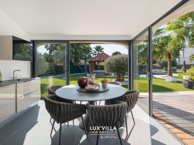 Belle Villa contemporaine avec dépendance 344m² Montpellier